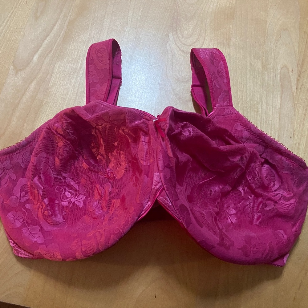 Wacoal Womens Awareness Underwire Bra Pink 85567 Size US 38G